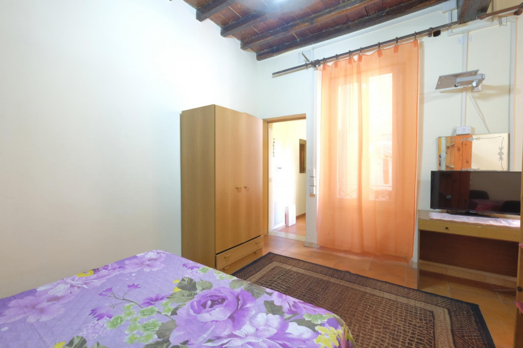 studio one bedroom apartment kitchen with kitchen and shower Monti near Colosseo