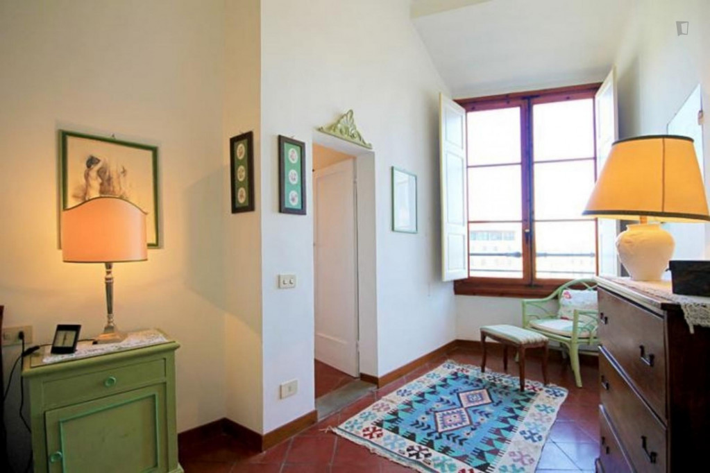 Charismatic 1-bedroom flat in San Frediano