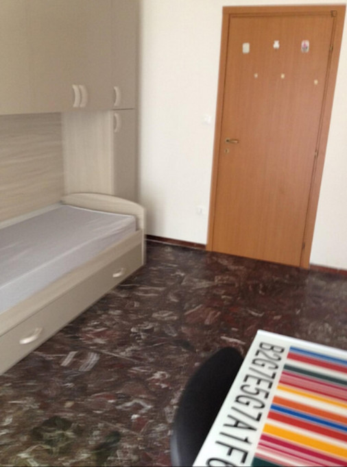 Pleasant single bedroom near central Bologna