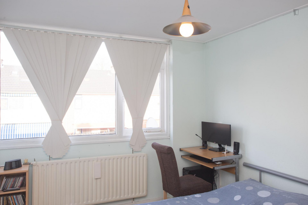 Fantastic single bedroom near Graskruid tube station