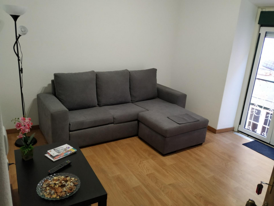 2-Bedroom apartment near Martim Moniz metro station