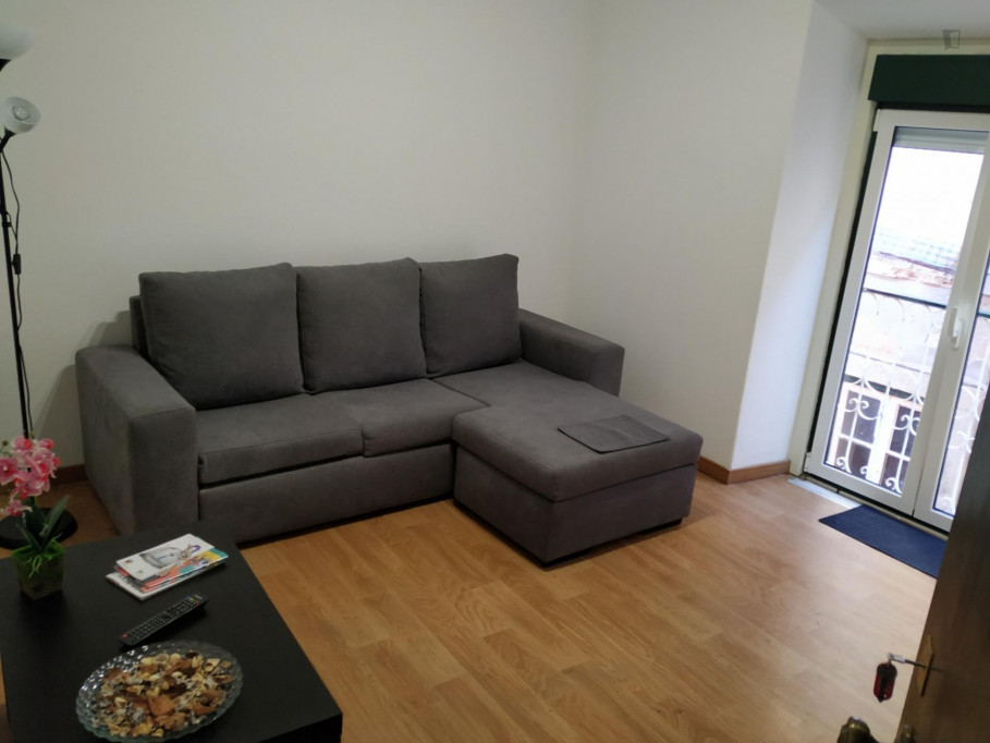 2-Bedroom apartment near Martim Moniz metro station