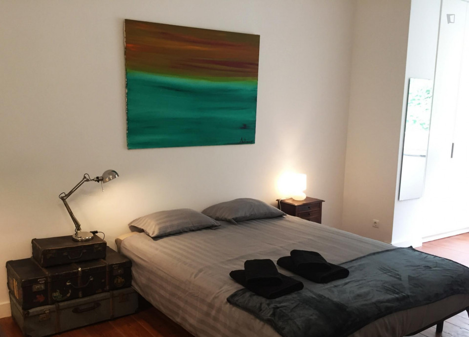 3-bedroom apartment, with Balcony in Lisbon