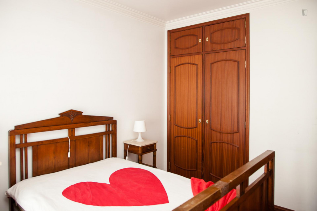 Cute double bedroom close to Universidade de Coimbra