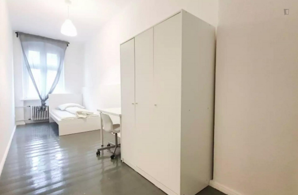 Comfortable single bedroom in Kreuzberg