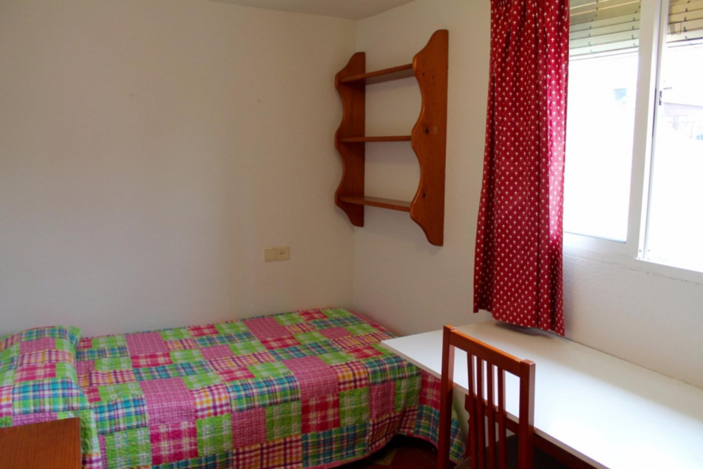 Amazing single bedroom next to Alhambra palace