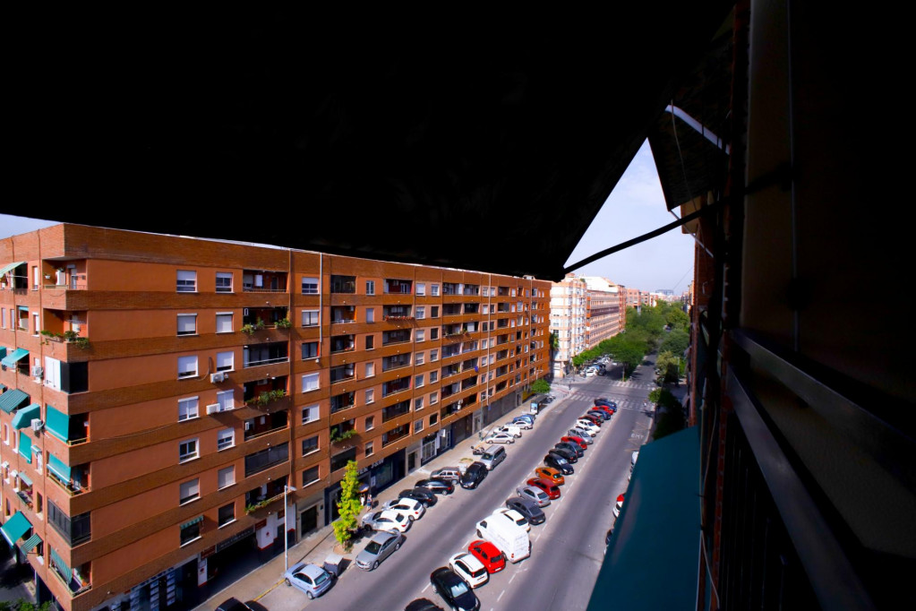 Lovely single bedroom in L'Illa Perduda