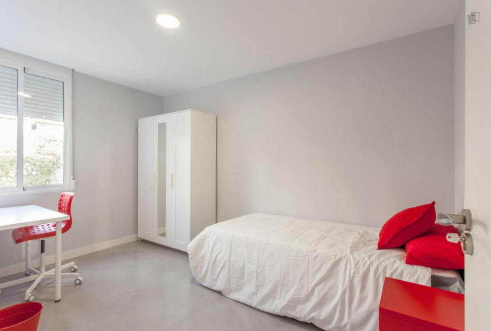 Modern Single Bedroom close to Universitat Politècnica de València