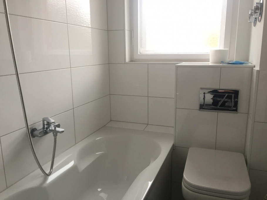 Lovely single bedroom in a 3-bedroom flat, in Reinickendorf