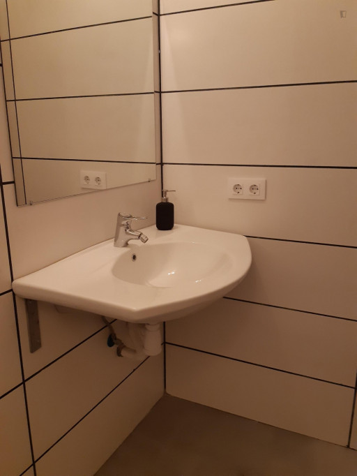 Cool double bedroom near Martin Serreria Metro Station