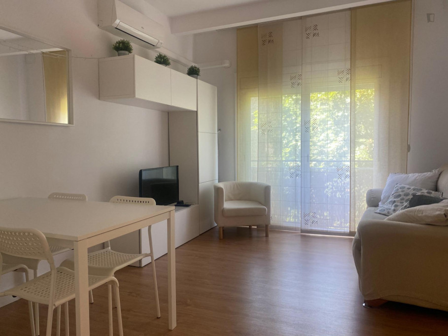 Double bedroom in 4-bedroom apartment Barcelona Sants