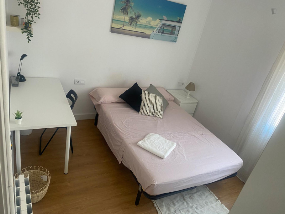 Double bedroom in 4-bedroom apartment Barcelona Sants