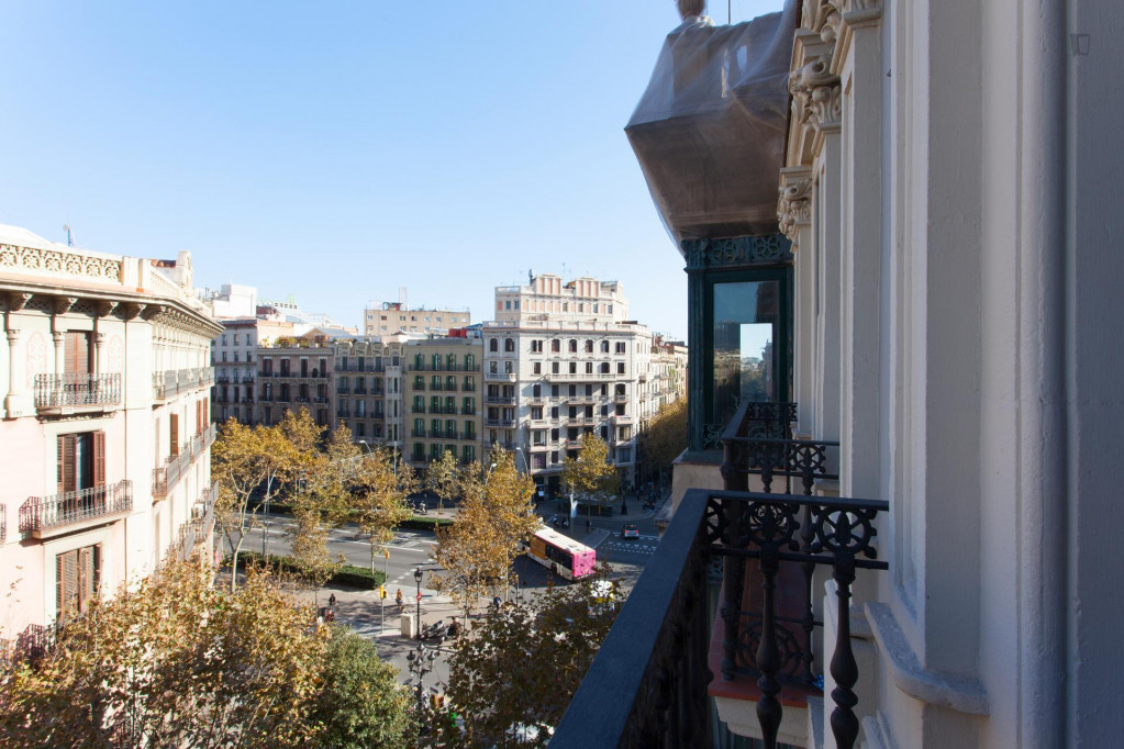 Excellent 2-bedroom flat near Universitat metro