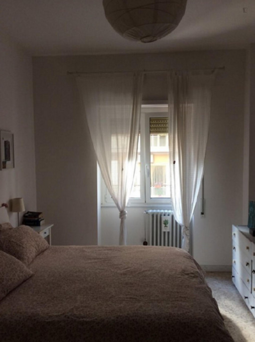 Appealing double bedroom near Parco delle Energie